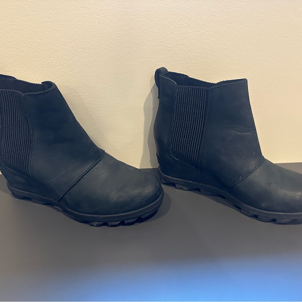 Sorel Black Ankle Boots - New in box
